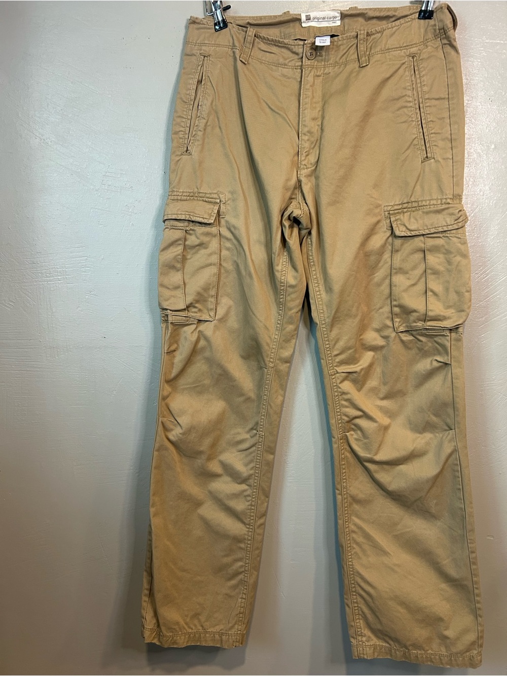 Men's Tan Cargo Pants with Utility Pockets